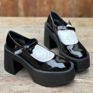 Larroudé Olivia Platform Pump - Black Patent Leather - Size 7